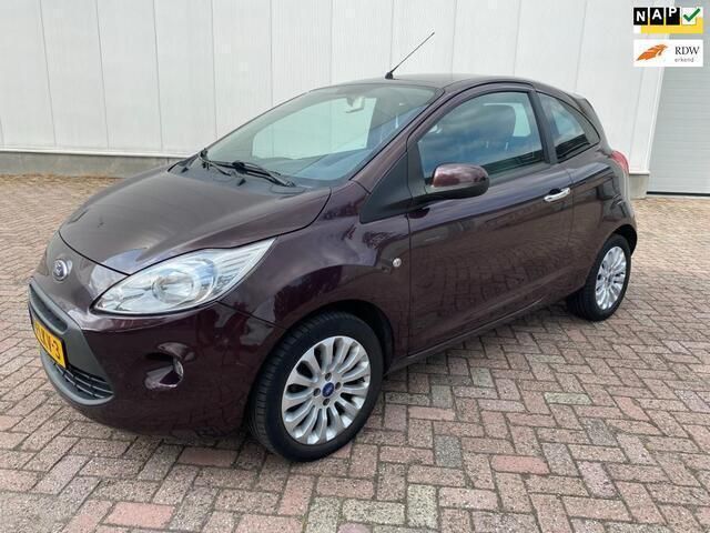 Bruin Gebruikt 2010 Ford Ka Titanium X Hatchback | € 3.949 (Eerlijke prijs) - Afbeelding 1/4