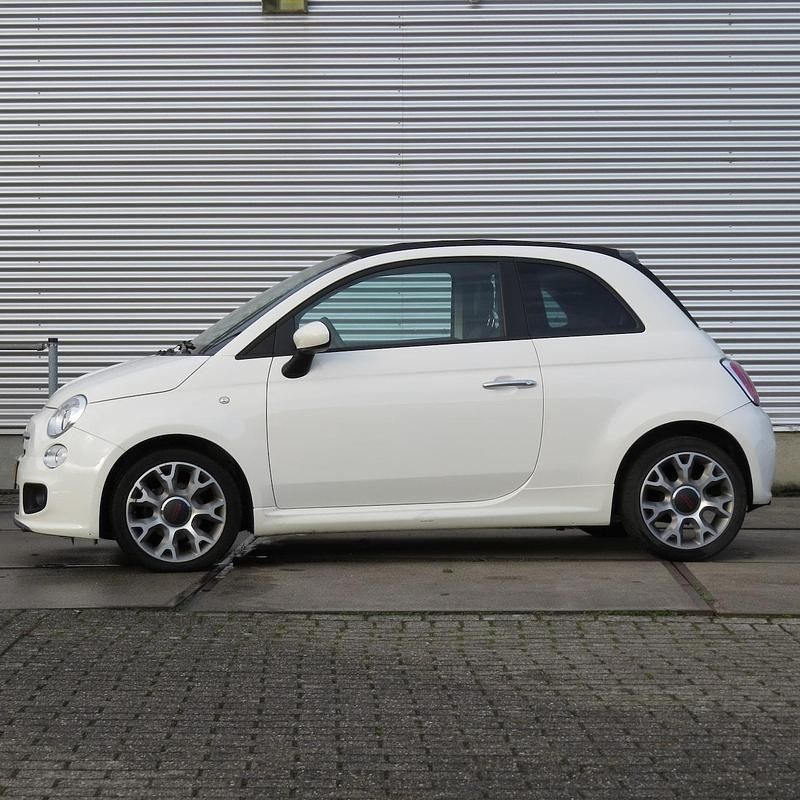 Wit Occasion 2014 Fiat 500C Cabriolet | € 8.750 (Eerlijke prijs) - Afbeelding 1/4