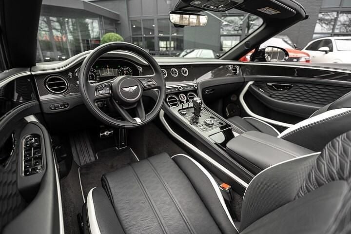 Occasion Bentley Continental 782 PK (575 kW) 2025 Zwart Cabriolet