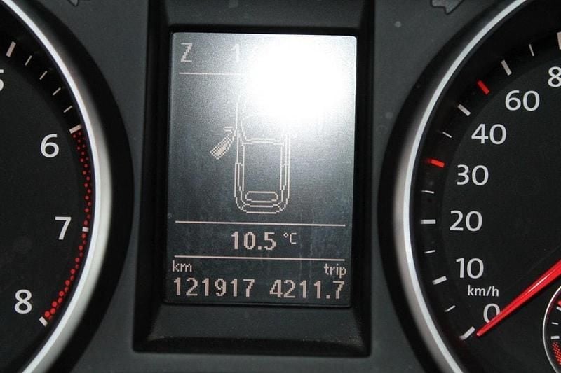 Occasion VW Golf VII Comfortline 105 PK (77 kW) 2012 Paars (metallic) Cabriolet