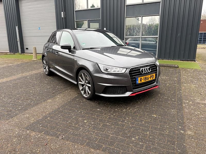 Occasion Audi A1 Sportback Sport 2018 Grijs Hatchback