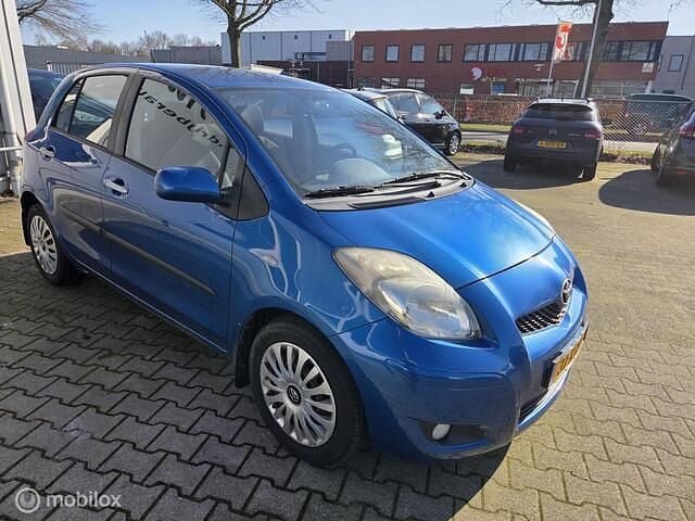 Occasion Toyota Yaris 101 PK (74 kW) 2010 Blauw Hatchback