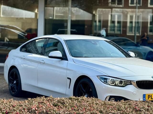 Wit Occasion 2017 BMW 420 Executive Coupé | € 16.990 (Goede deal) - Afbeelding 1/4