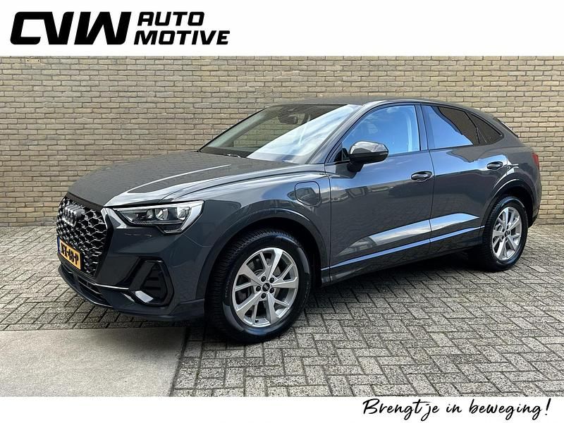 Grijs Gebruikt 2021 Audi Q3 Sportback Business SUV | € 32.400 (Super prijs) - Afbeelding 1/4