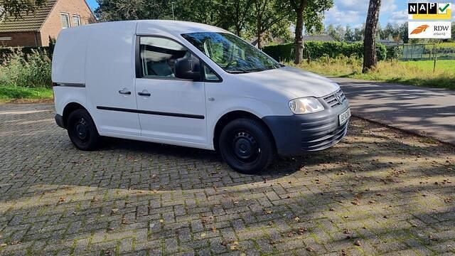 Wit Gebruikt 2006 VW T5 Van | € 999 - Afbeelding 1/1