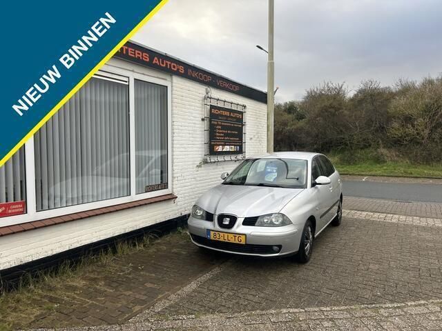 Grijs Gebruikt 2003 Seat Ibiza Hatchback | € 950 (Goede deal) - Afbeelding 1/4