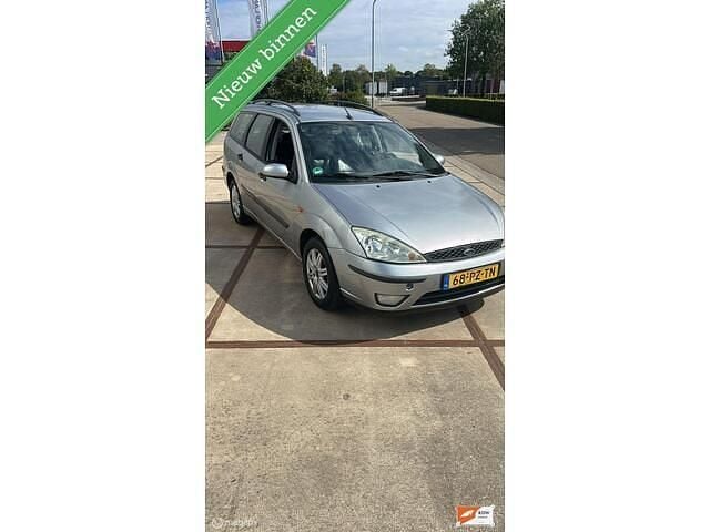 Grijs Gebruikt 2005 Ford Focus Trend Stationwagen | € 1.350 (Super prijs) - Afbeelding 1/4