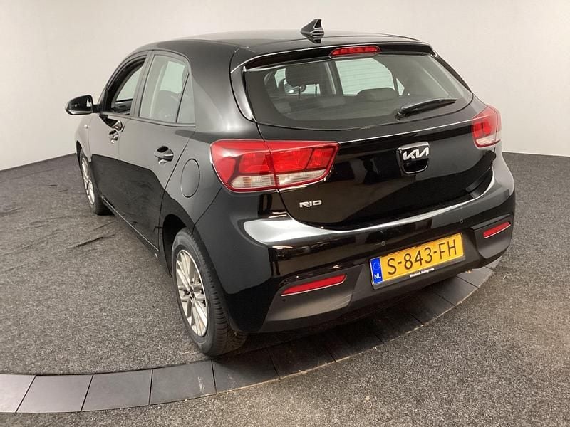 Occasion Kia Rio 101 PK (74 kW) 2023 Zwart Hatchback