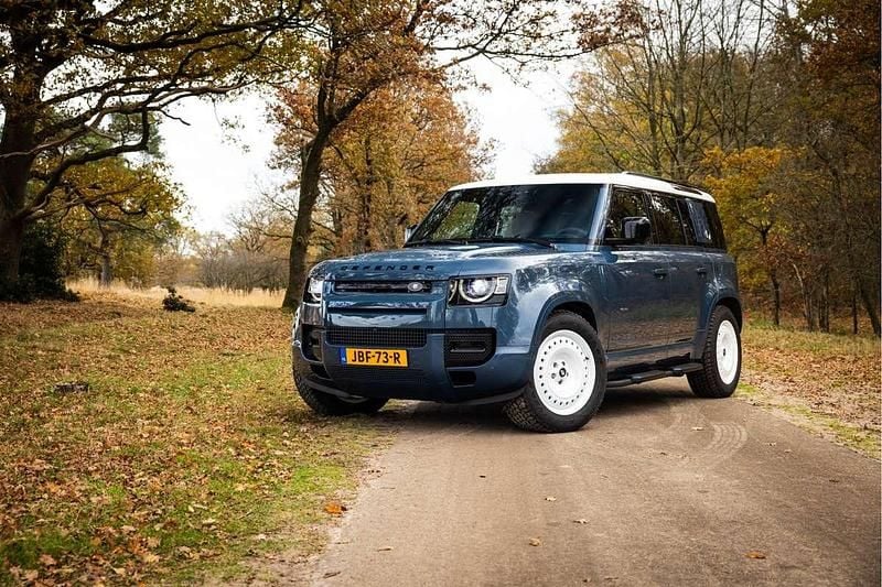 Blauw Gebruikt 2025 Land Rover Defender Heritage SUV | € 94.950 (Goede deal) - Afbeelding 1/4