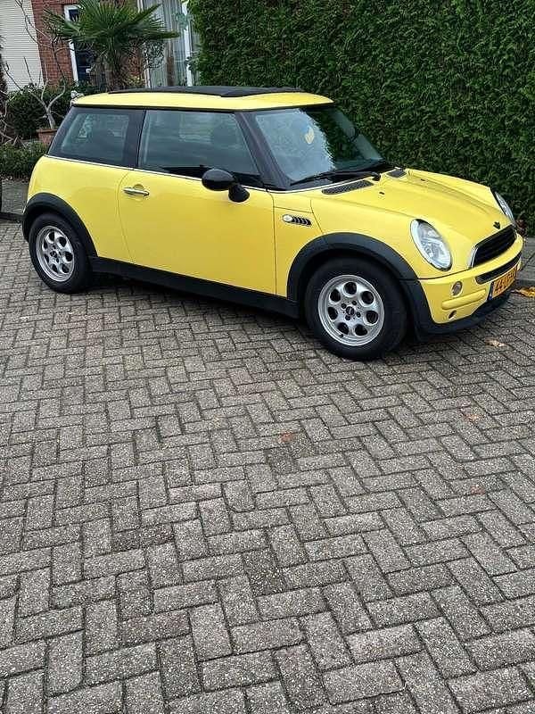 Geel Gebruikt 2002 Mini Cooper Salt Hatchback | € 1.850 (Duur) - Afbeelding 1/4
