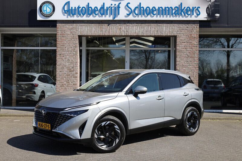 Grijs Gebruikt 2024 Nissan Qashqai N-Connecta SUV | € 35.940 (Eerlijke prijs) - Afbeelding 1/4