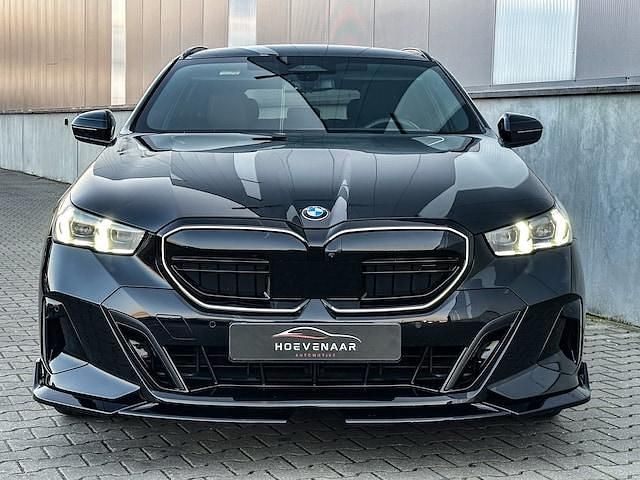 Occasion BMW 520 Performance 2025 Zwart (metallic) Stationwagen