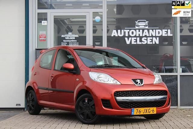 Oranje Gebruikt 2009 Peugeot 107 Hatchback | € 5.990 (Eerlijke prijs) - Afbeelding 1/4