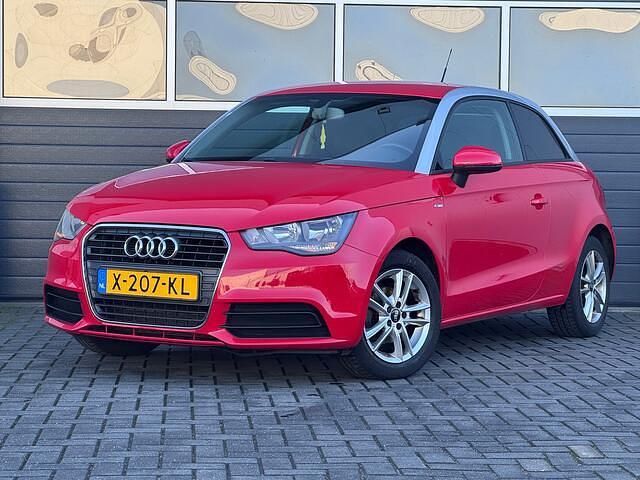 Occasion Audi A1 Attraction 86 PK (63 kW) 2010 Rood Hatchback