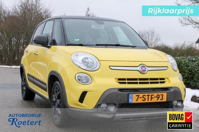 Geel Gebruikt 2013 Fiat 500L Trekking MPV | € 6.900 (Iets duurder) - Afbeelding 1/4