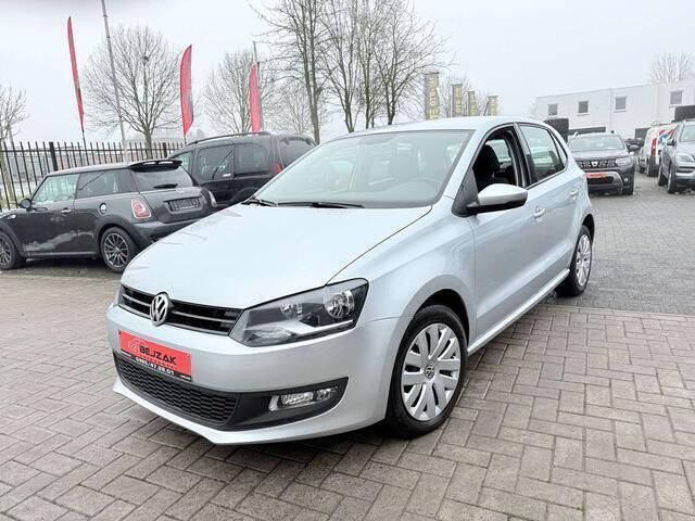 Overige Gebruikt 2012 VW Polo Sedan | € 7.999 (Eerlijke prijs) - Afbeelding 1/4