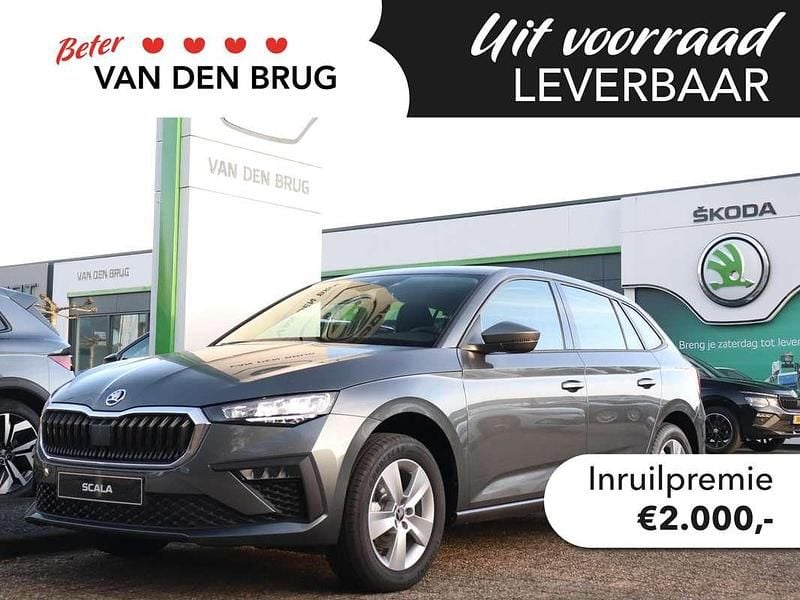 Grijs Nieuw 2025 Skoda Scala Selection Hatchback | € 29.279 (Goede deal) - Afbeelding 1/4