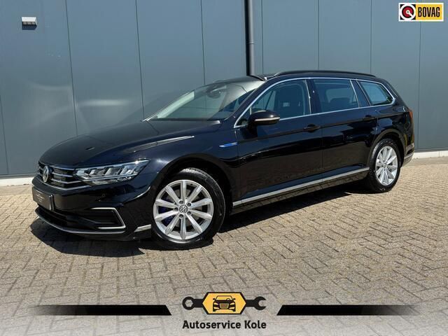 Zwart Gebruikt 2020 VW Passat Business Stationwagen | € 20.940 (Super prijs) - Afbeelding 1/4