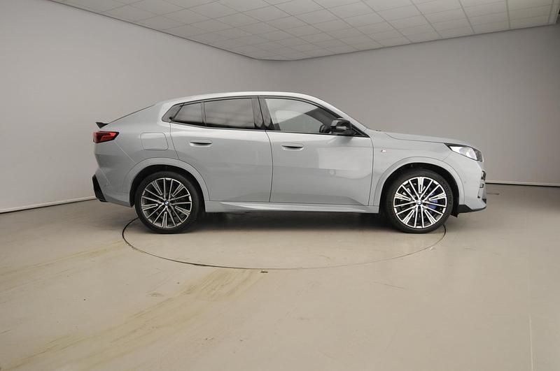 Occasion BMW X2 M Sport 300 PK (220 kW) 2025 Grijs (metallic) SUV