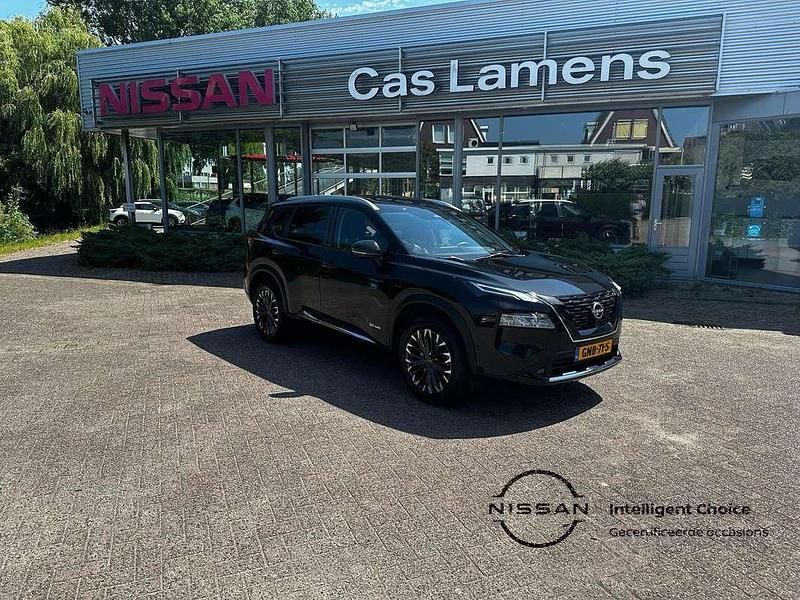 Zwart Gebruikt 2024 Nissan X-Trail SV SUV | € 49.950 - Afbeelding 1/4