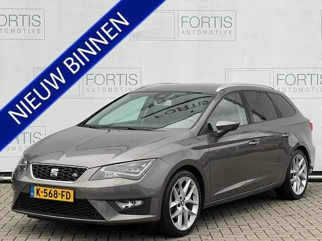 Grijs Gebruikt 2013 Seat Leon ST FR First Edition Stationwagen | € 10.700 (Eerlijke prijs) - Afbeelding 1/4