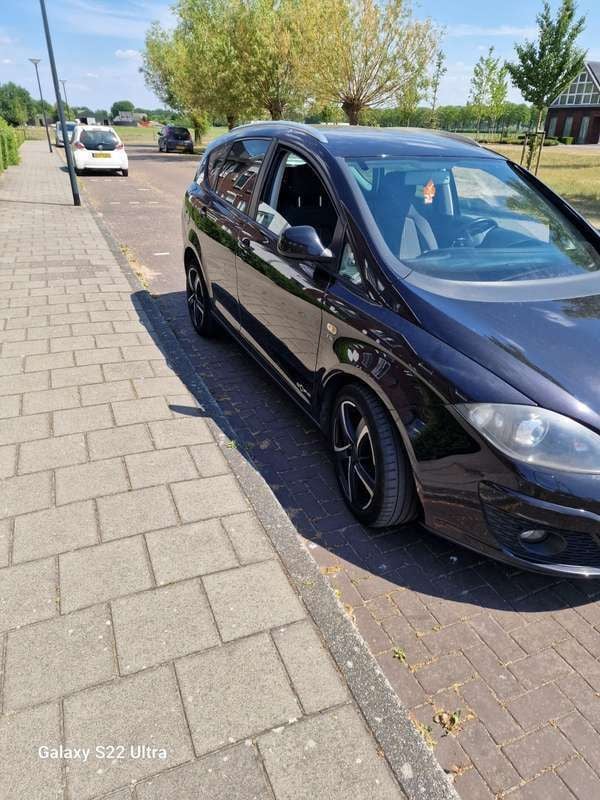 Gebruikt 2011 Seat Altea XL Copa MPV | € 5.000 (Duur) - Afbeelding 1/4