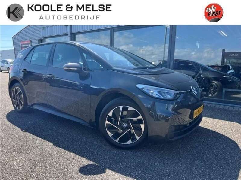 Grijs, metallic lak Gebruikt 2021 VW ID.3 Pure Hatchback | € 19.325 (Goede deal) - Afbeelding 1/4