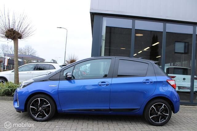 Occasion Toyota Yaris Plus 75 PK (55 kW) 2018 Blauw Hatchback
