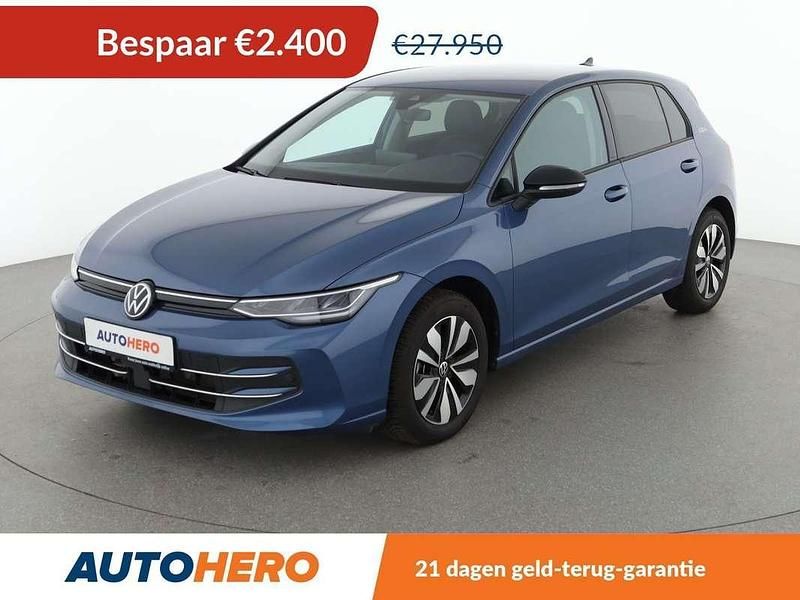 Blauw Occasion 2024 VW Golf VIII Goal Hatchback | € 25.749 (Super prijs) - Afbeelding 1/3