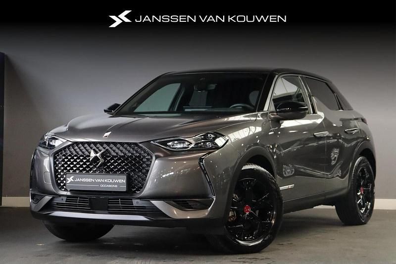 Grijs Gebruikt 2022 DS Automobiles DS3 Crossback E-Tense Performance SUV | € 19.400 - Afbeelding 1/4
