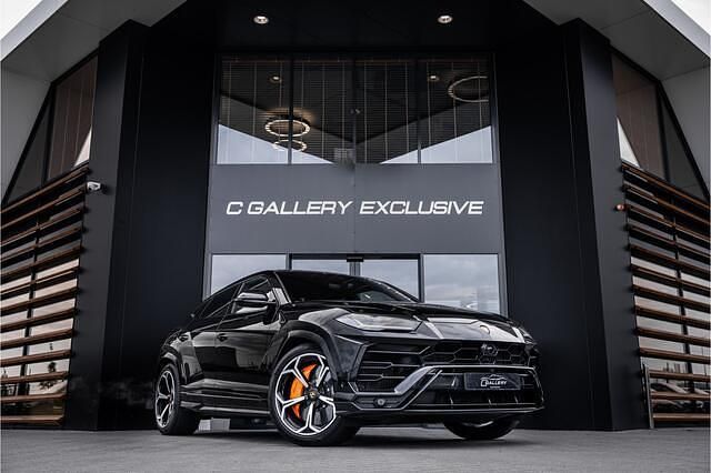Zwart Gebruikt 2021 Lamborghini Urus SUV | € 259.995 - Afbeelding 1/4