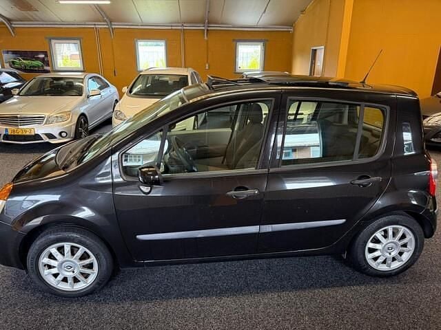 Zwart Gebruikt 2007 Renault Modus MPV | € 2.599 (Goede deal) - Afbeelding 1/4