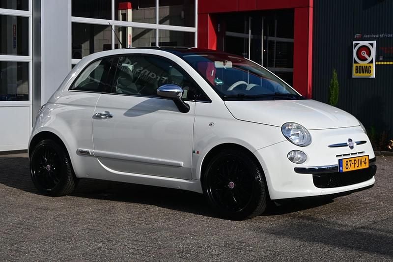 Wit Gebruikt 2011 Fiat 500 Lounge Hatchback | € 7.400 (Eerlijke prijs) - Afbeelding 1/4