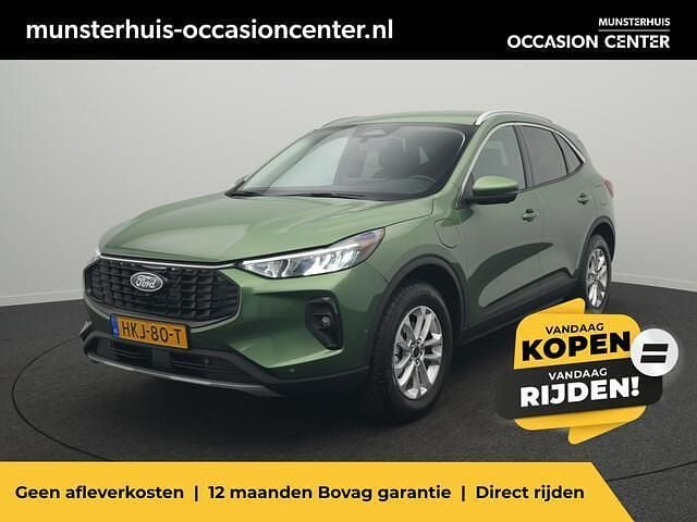 Groen Gebruikt 2025 Ford Kuga Titanium SUV | € 37.950 (Super prijs) - Afbeelding 1/4