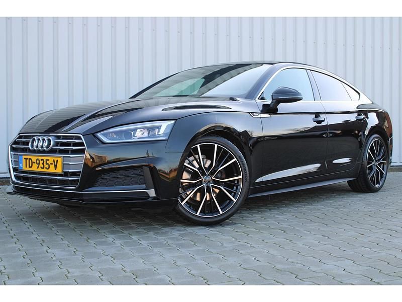 Occasion Audi A5 S-Line 150 PK (110 kW) 2018 Zwart Hatchback