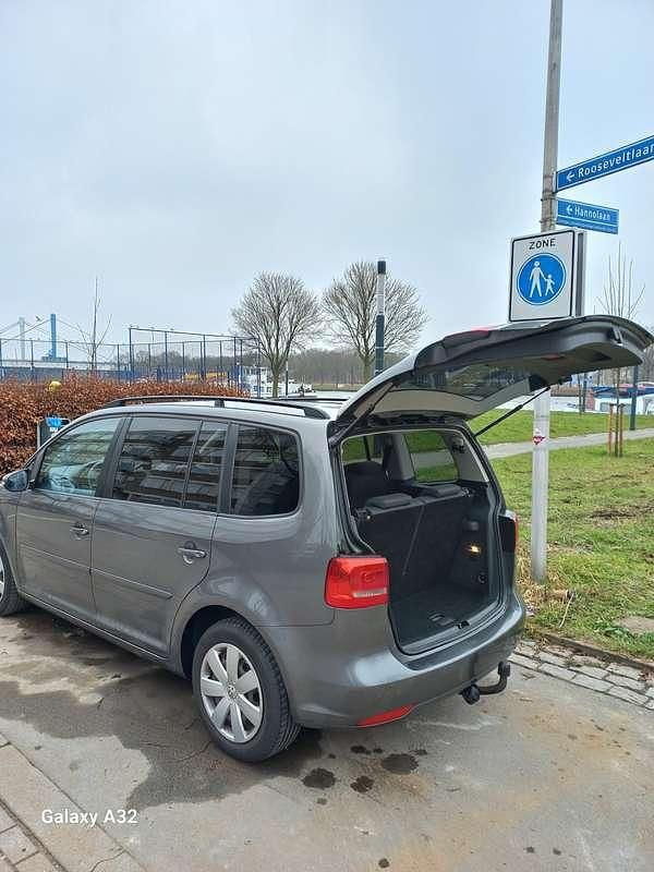 Occasion VW Touran Comfortline 150 PK (110 kW) 2012 Grijs MPV