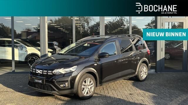 Zwart nacre 676 Gebruikt 2023 Dacia Jogger Expression MPV | € 19.200 (Eerlijke prijs) - Afbeelding 1/4