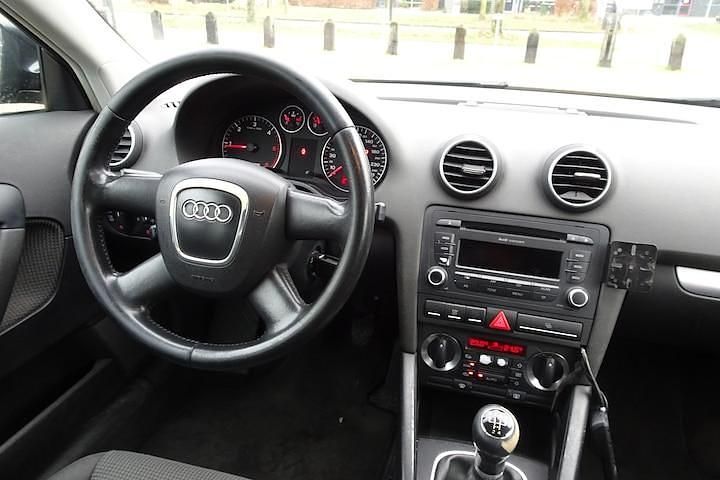 Occasion Audi A3 Sportback Attraction 105 PK (77 kW) 2007 Zwart Hatchback