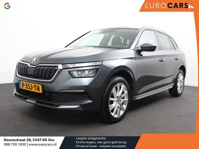 Grijs Gebruikt 2020 Skoda Kamiq Style SUV | € 22.890 (Eerlijke prijs) - Afbeelding 1/4