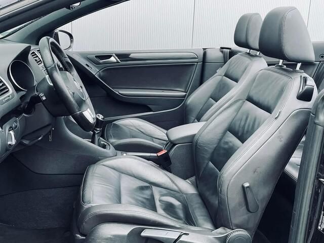 Occasion VW Golf Cabriolet 105 PK (77 kW) 2012 Zwart Cabriolet