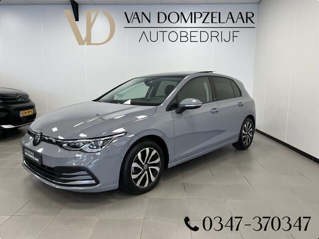 Grijs Gebruikt 2022 VW Golf VIII Active Hatchback | € 26.950 (Eerlijke prijs) - Afbeelding 1/4