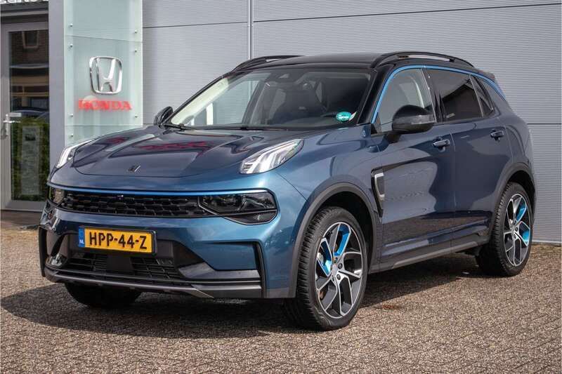 Blauw, metallic lak Gebruikt 2022 Lynk & Co 01 SUV | € 25.950 (Eerlijke prijs) - Afbeelding 1/4