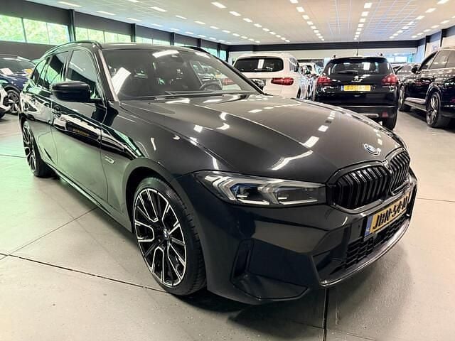 Occasion BMW 330 M Sport 291 PK (214 kW) 2022 Zwart Stationwagen