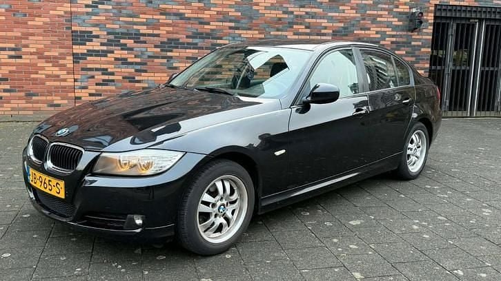 Gebruikt 2010 BMW 320 | € 3.850 (Goede deal) - Afbeelding 1/4