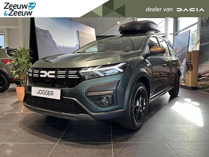 Cedar green Gebruikt 2024 Dacia Jogger Extreme MPV | € 33.895 (Duur) - Afbeelding 1/4