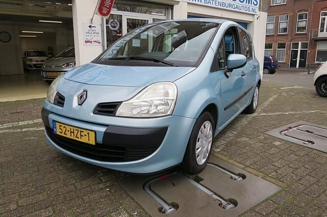Occasion Renault Grand Modus Expression 101 PK (74 kW) 2009 Blauw (metallic) MPV