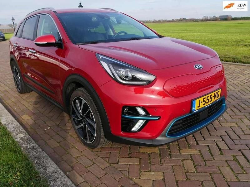 Rood Gebruikt 2020 Kia e-Niro SUV | € 17.545 (Super prijs) - Afbeelding 1/3