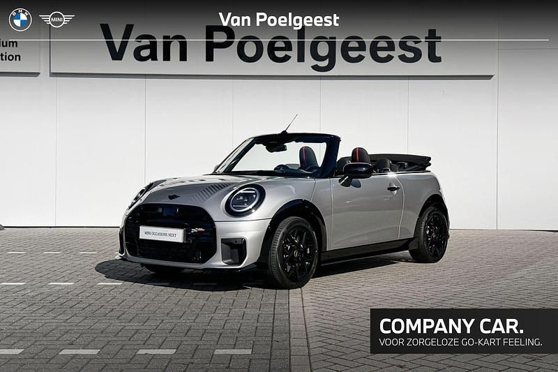 Grijs Occasion 2025 Mini John Cooper Works Cabriolet Cabriolet | € 48.900 (Eerlijke prijs) - Afbeelding 1/4