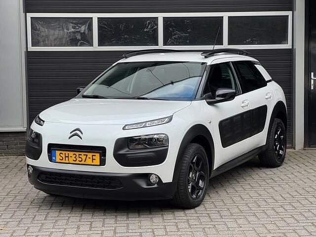 Wit Gebruikt 2018 Citroën C4 Cactus Feel Hatchback | € 9.950 (Goede deal) - Afbeelding 1/4