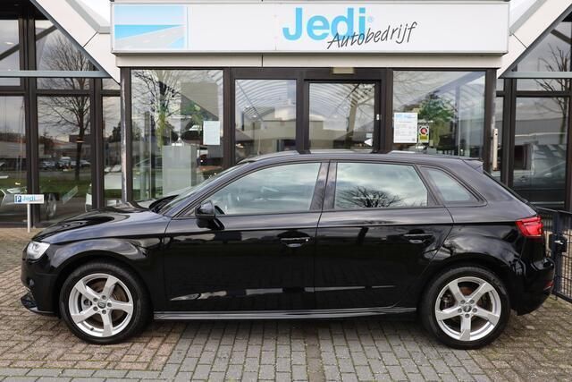 Occasion Audi A3 Sportback Sport 109 PK (80 kW) 2020 Zwart Hatchback